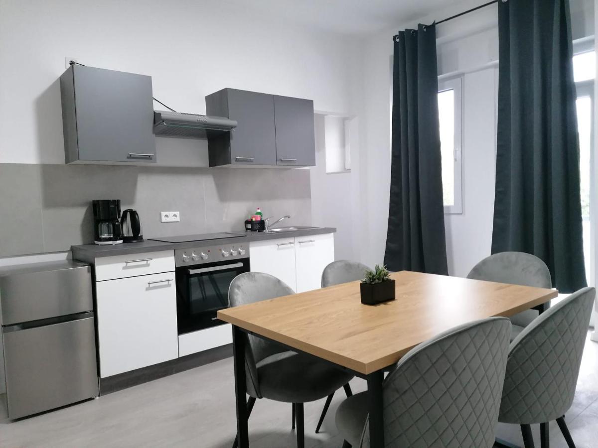 Estrella24 Living Rooms Tokio Herne Dış mekan fotoğraf